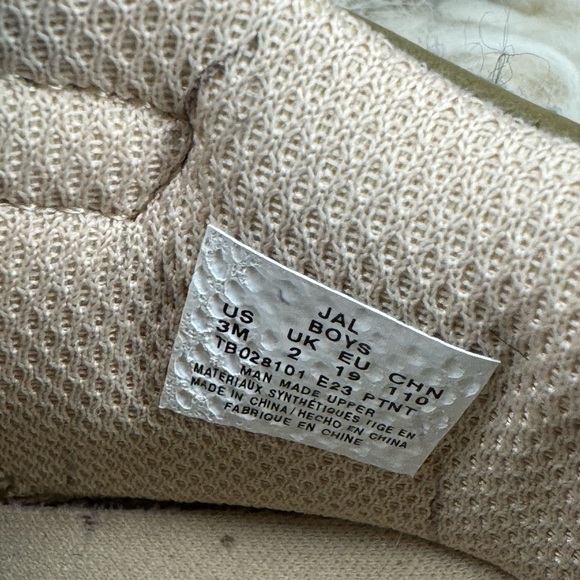 Toddler Shoes set of 3 - Picture 4 of 8